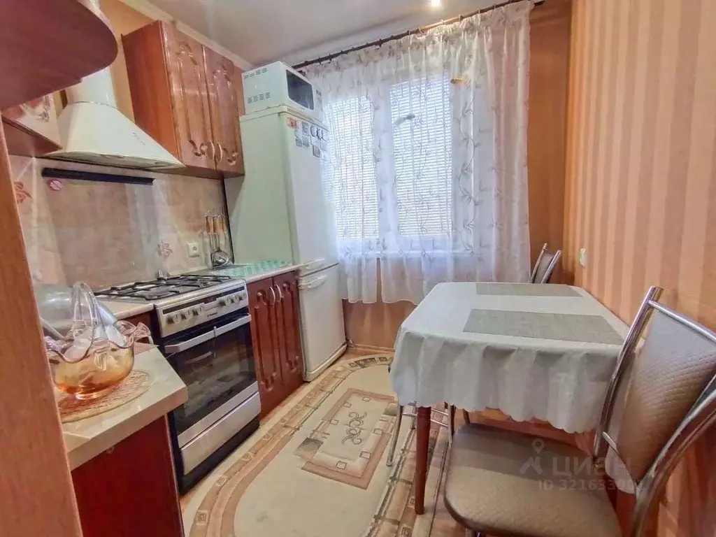 3-к кв. Белгородская область, Старый Оскол Рудничный мкр, 7 (62.0 м) - Фото 0