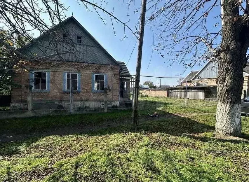 Дом в Кабардино-Балкария, Майский ул. Энгельса (44 м) - Фото 1