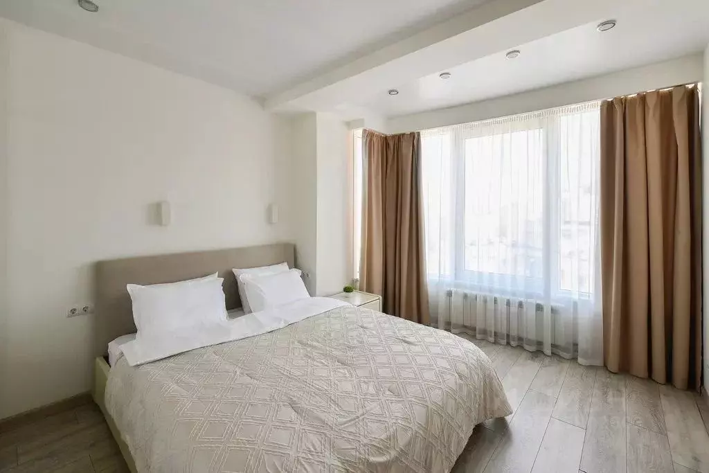 1-к кв. Приморский край, Владивосток ул. Толстого, 40А (50.0 м) - Фото 1