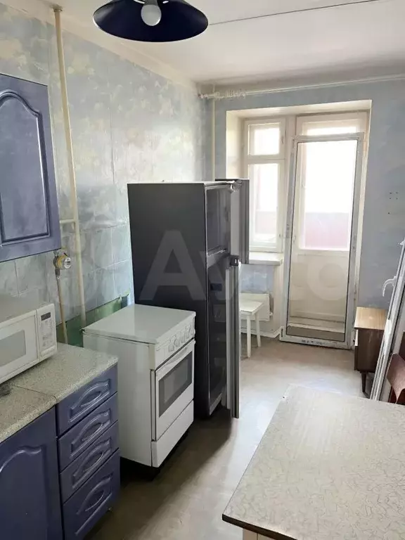 1-к. квартира, 37 м, 4/9 эт. - Фото 1