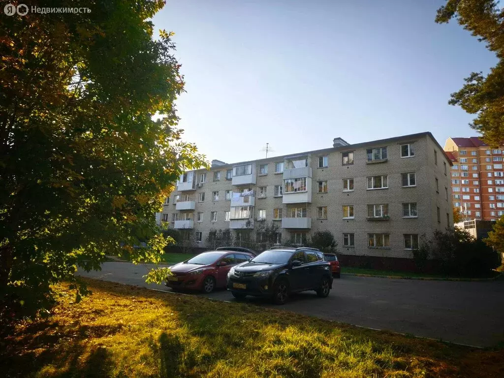 1к в 5-комнатной квартире (9 м) - Фото 2