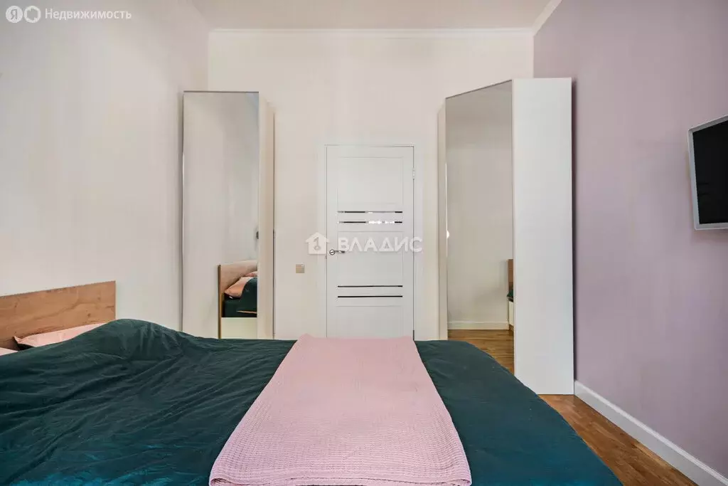 4-комнатная квартира: Санкт-Петербург, 15-я линия Васильевского ... - Фото 2