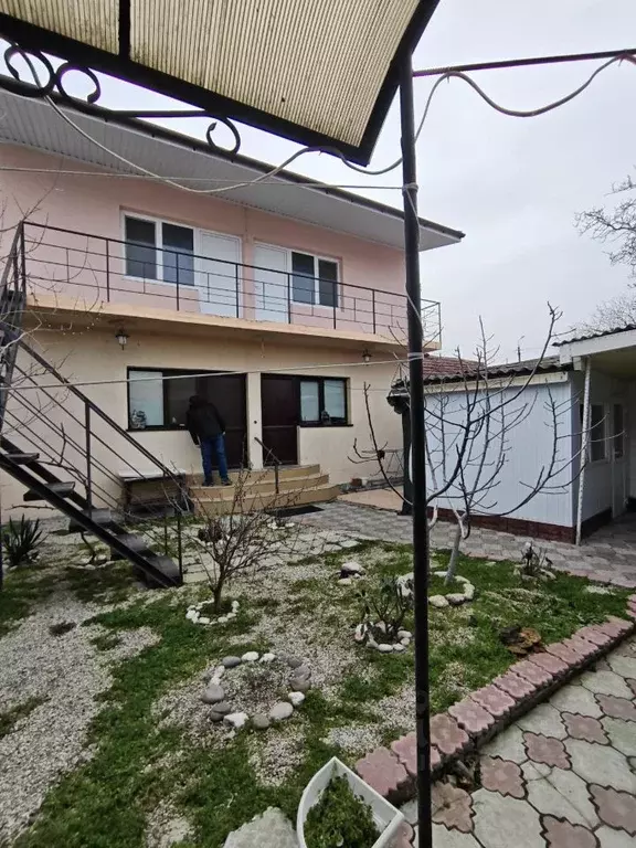 Дом в Крым, Феодосия ул. Зерновская, 39 (190 м) - Фото 1