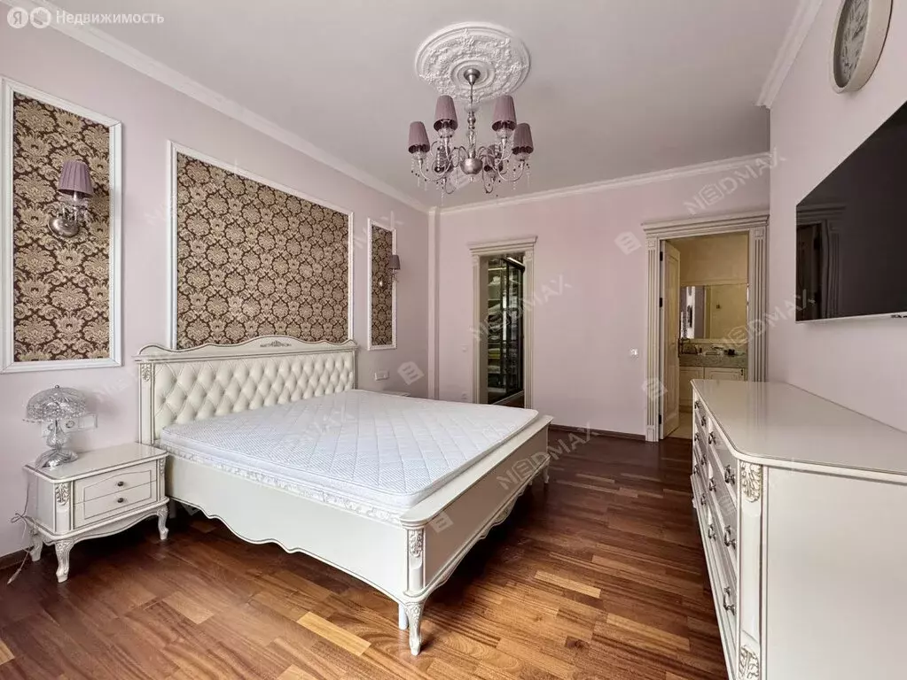 5-комнатная квартира: Санкт-Петербург, Наличная улица, 26к1 (175.2 м) - Фото 1