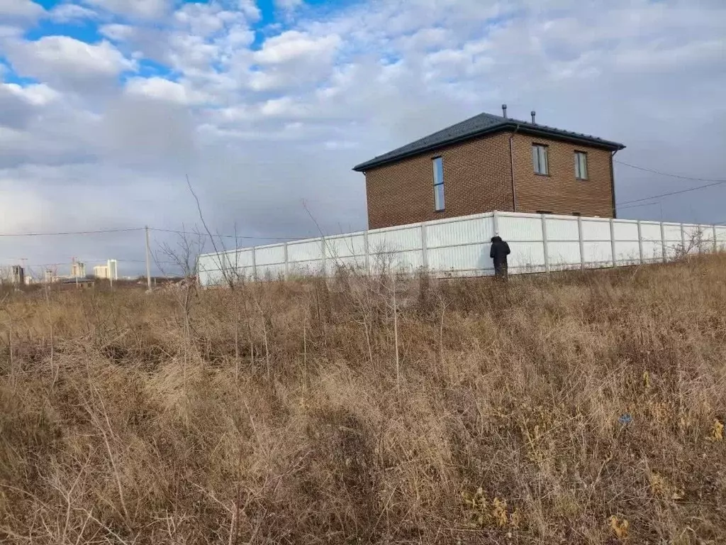 Участок в Ставропольский край, Шпаковский муниципальный округ, с. ... - Фото 1