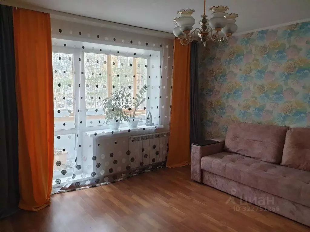 3-к кв. Иркутская область, Усть-Илимск ул. Карла Маркса, 23 (64.5 м) - Фото 0
