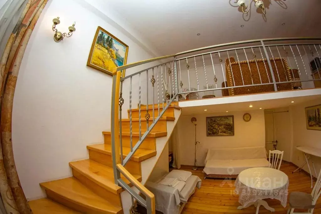 1-к кв. Крым, Ялта ул. Дмитриева, 8 (53.0 м) - Фото 1