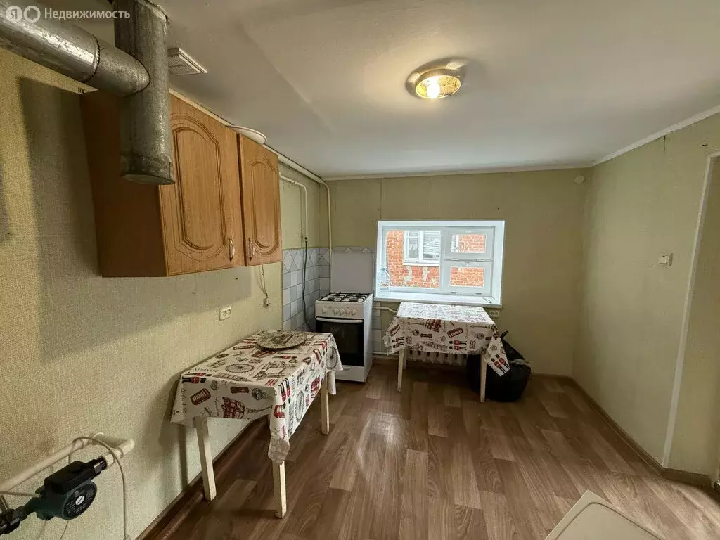 Дом в посёлок Комсомолец, Рабочая улица (61 м) - Фото 1