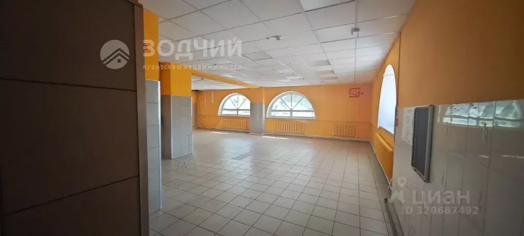 Торговая площадь в Чувашия, Ибреси пгт ул. Энгельса, 41Б (505 м) - Фото 2