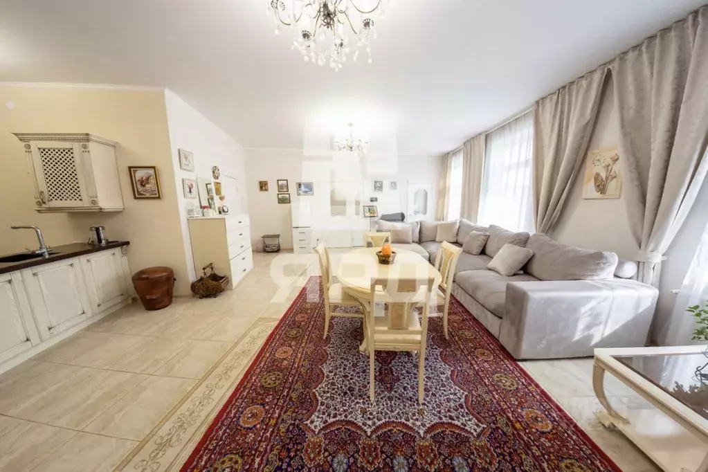 3-к кв. Ростовская область, Таганрог Лермонтовский пер. (138.0 м) - Фото 1