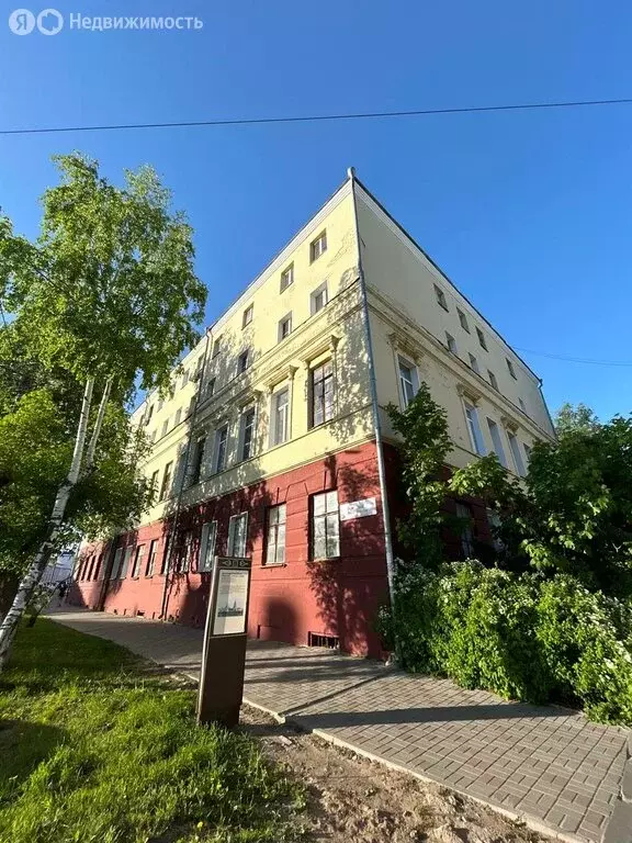 4-комнатная квартира: Киров, Динамовский проезд, 14 (127.7 м) - Фото 0
