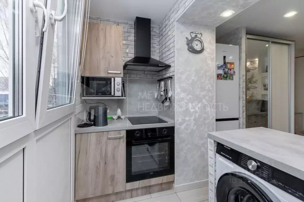 Студия Тюменская область, Тюмень Олимпийская ул., 12 (21.0 м) - Фото 1