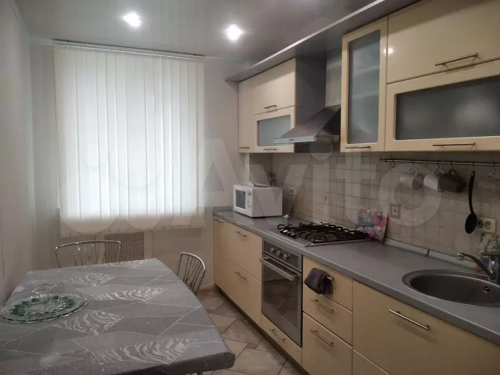 3-к. квартира, 72 м, 5/10 эт. - Фото 0