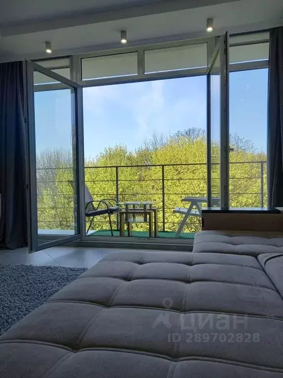 2-к кв. Калининградская область, Калининград Юбилейная ул., 10 (70.0 ... - Фото 1