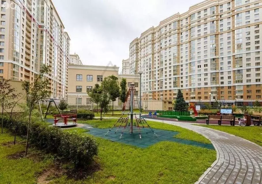 2-комнатная квартира: Москва, Мосфильмовская улица, 88к4с2 (73.5 м) - Фото 1