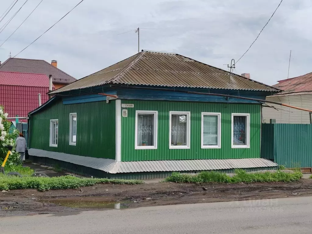 Дом в Омская область, Омск Госпитальная ул. (75 м) - Фото 0