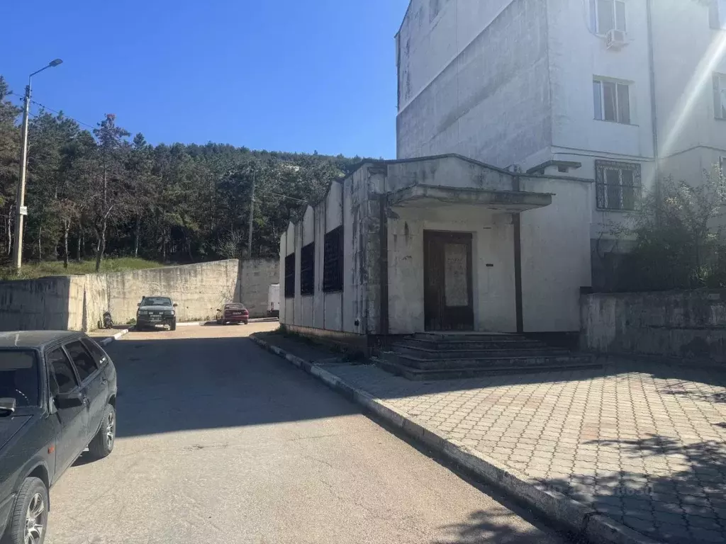 Помещение свободного назначения в Севастополь ул. Нефтяная, 2А (222 м) - Фото 2