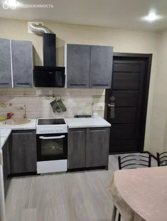 2-комнатная квартира: Воронеж, Олимпийский бульвар, 6 (61.9 м) - Фото 2