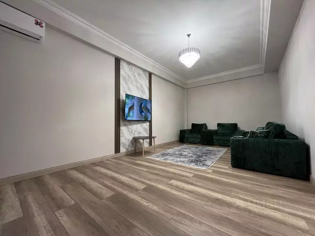 1-к кв. Дагестан, Махачкала ул. Кадарская, 40 (70.0 м) - Фото 0