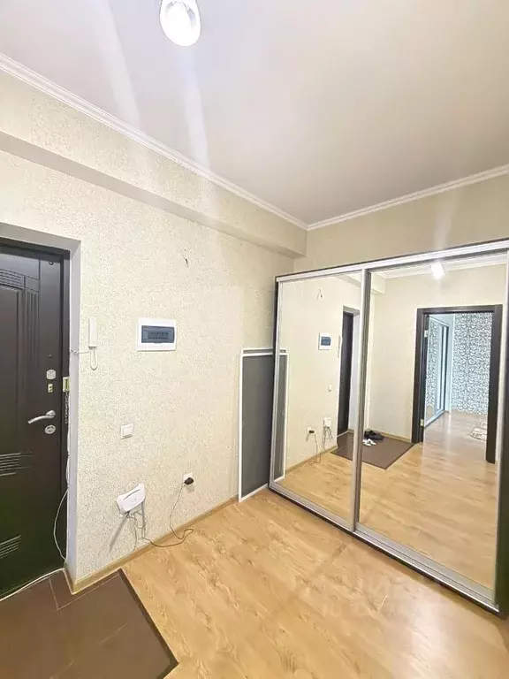 1-к кв. Крым, Симферополь ул. Караманова, 3 (48.0 м) - Фото 2