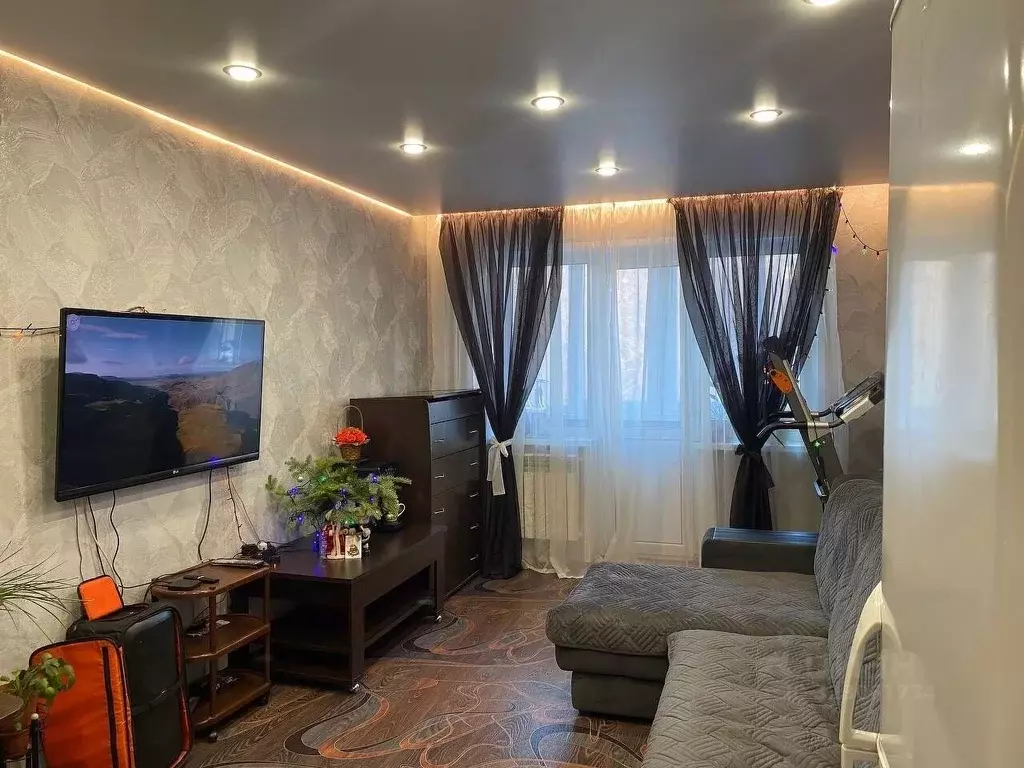 3-к кв. Хакасия, Абакан Хакасская ул., 80 (57.5 м) - Фото 1