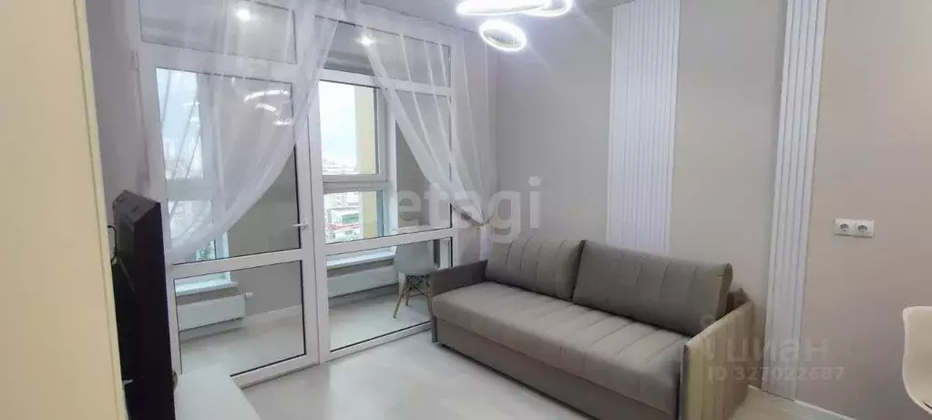 1-к кв. Свердловская область, Екатеринбург ул. Репина, 109 (35.6 м) - Фото 1