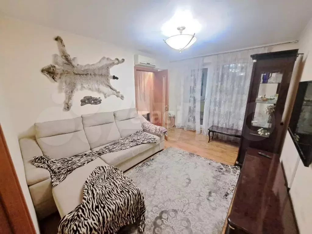 3-к. квартира, 60 м, 2/5 эт. - Фото 0