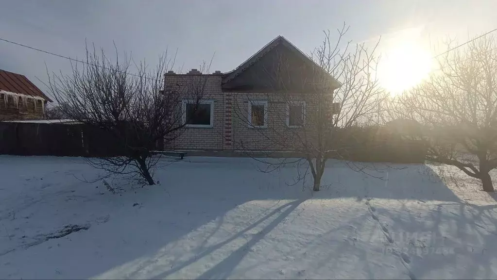 Дом в Волгоградская область, Волжский Погромное кв-л, пер. ... - Фото 2