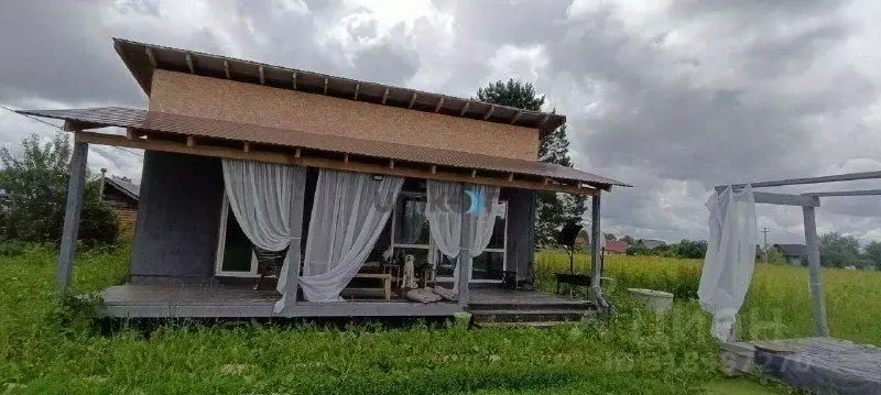 Дом в Башкортостан, Иглинский район, Балтийский сельсовет, д. ... - Фото 0