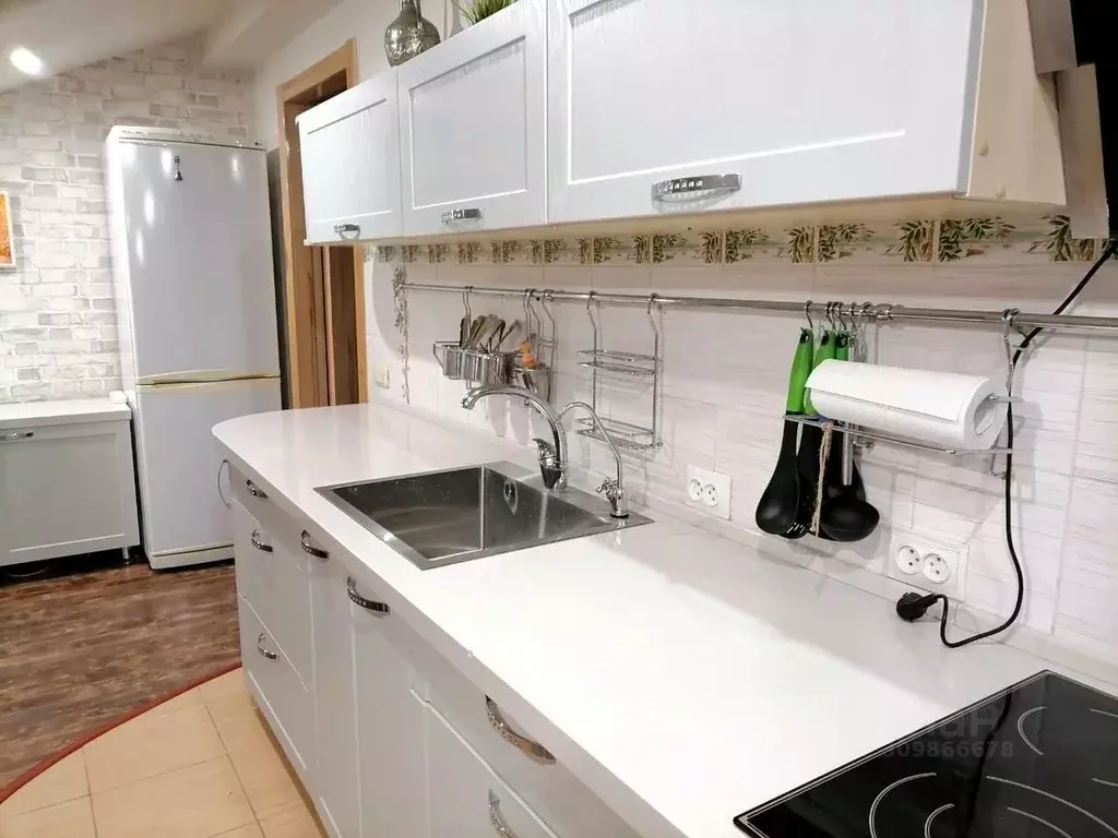 2-к кв. Кировская область, Киров ул. Володарского, 108 (76.8 м) - Фото 1