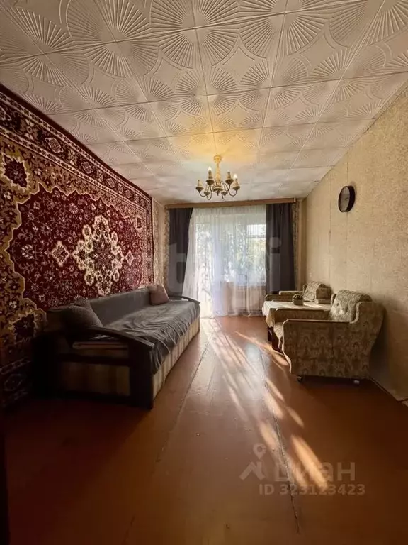 3-к кв. Саратовская область, Балашов Фестивальная ул., 9 (51.3 м) - Фото 0