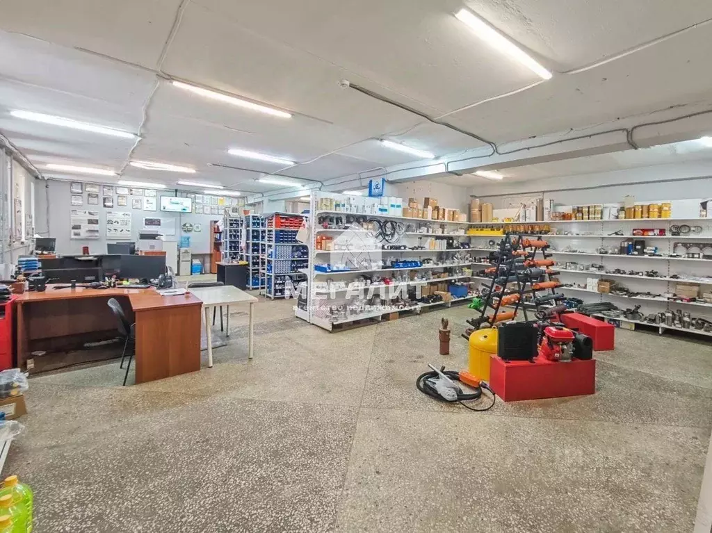 Помещение свободного назначения в Татарстан, Казань ул. Родины, 7к6 ... - Фото 1