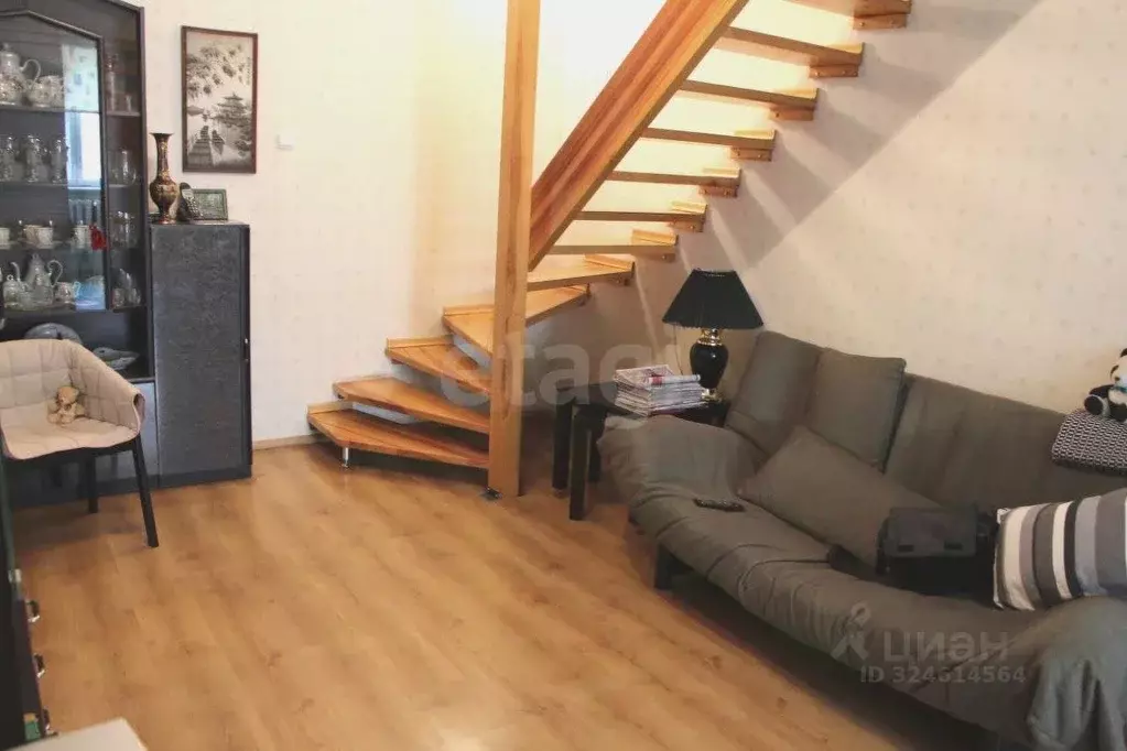 3-к кв. Тюменская область, Тюмень Комсомольская ул., 56 (80.6 м) - Фото 1