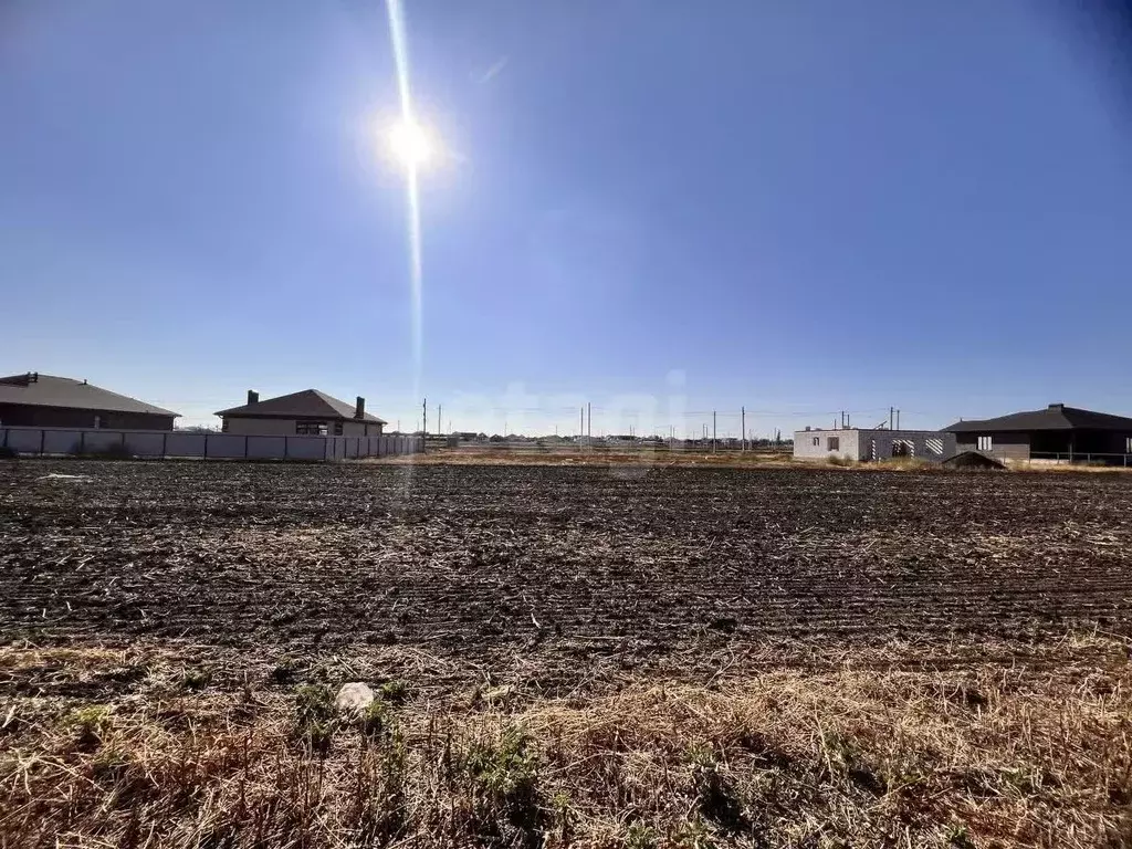 Участок в Ростовская область, Неклиновский район, с. Новобессергеневка ... - Фото 1