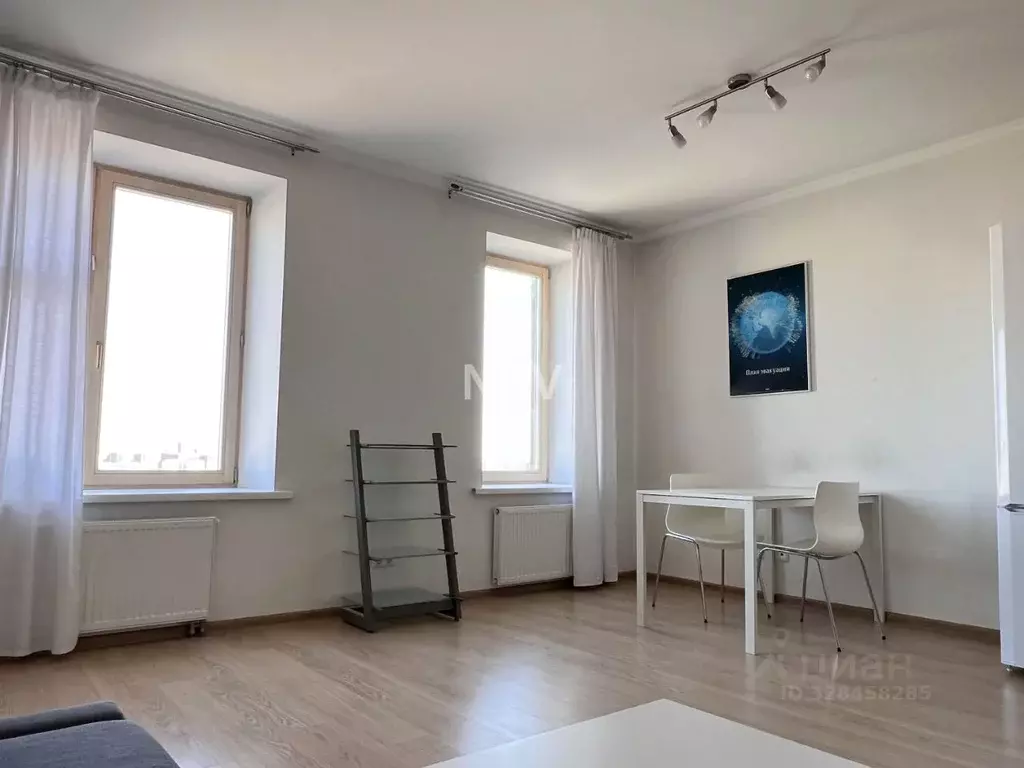 Студия Москва пос. Коммунарка, ул. Фитаревская, 21 (34.0 м) - Фото 1