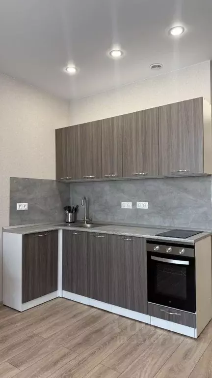 Студия Свердловская область, Екатеринбург ул. Репина, 109/2 (24.0 м) - Фото 1