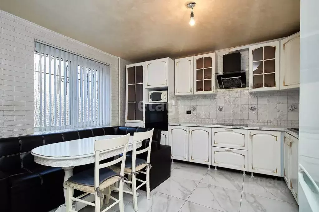 5-к кв. Тюменская область, Тюмень ул. Пржевальского, 35к2 (125.2 м) - Фото 1