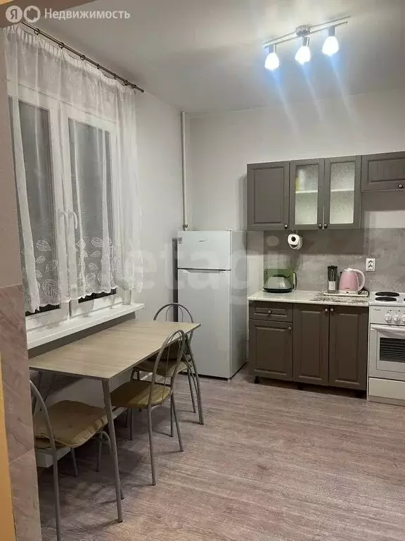 1-комнатная квартира: посёлок Берёзовый, улица имени Профессора ... - Фото 2