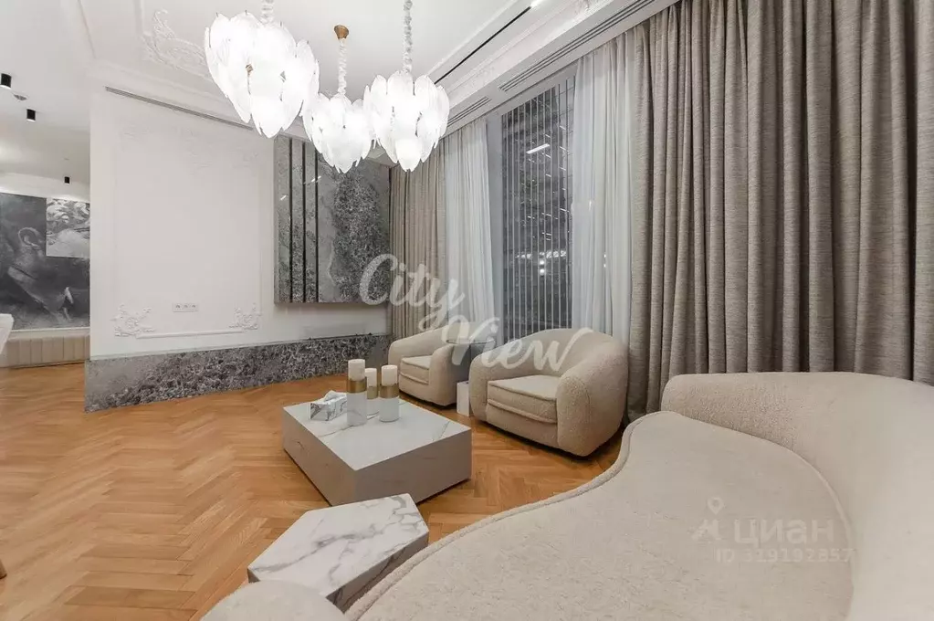 2-к кв. Москва 1-й Красногвардейский проезд, 22с2 (64.0 м) - Фото 1