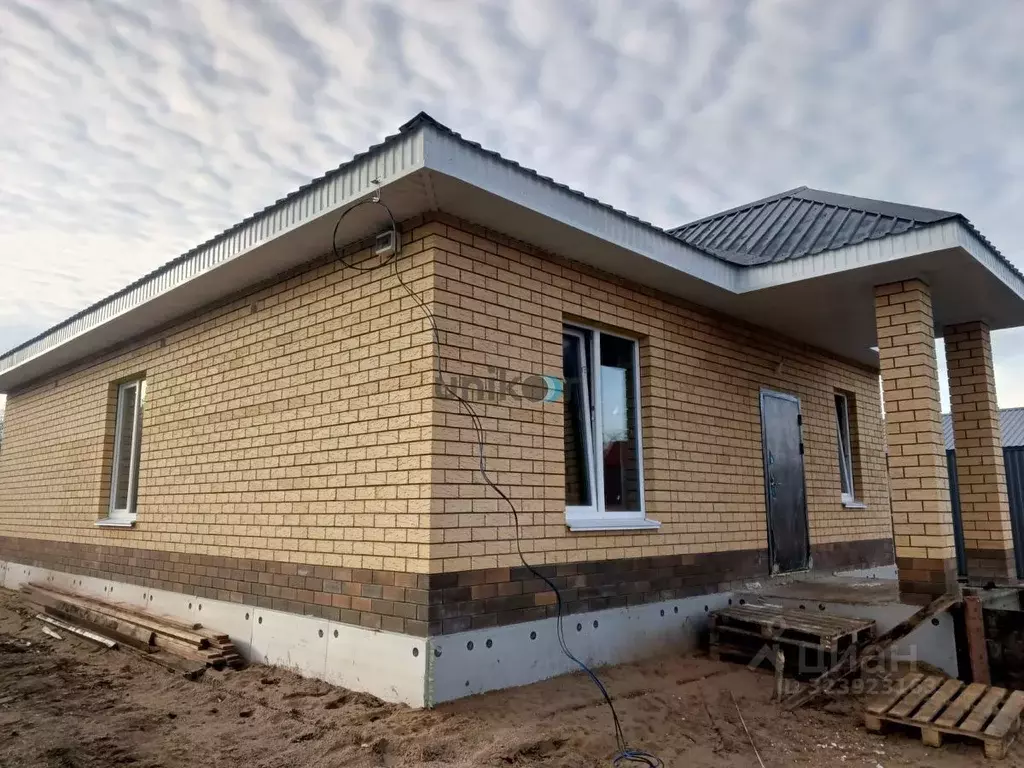 Коттедж в Башкортостан, Иглинский район, Акбердинский сельсовет, Дим ... - Фото 1