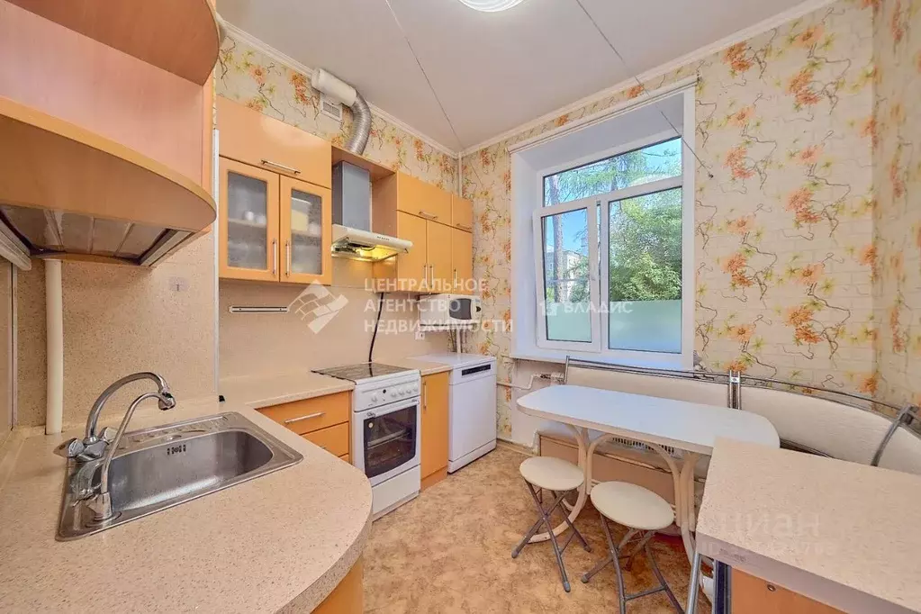 3-к кв. Рязанская область, Рязань Октябрьская ул., 6 (72.2 м) - Фото 1