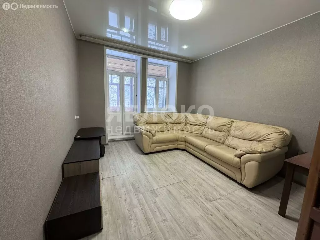 2-комнатная квартира: Березники, улица Челюскинцев, 60 (67.6 м) - Фото 2