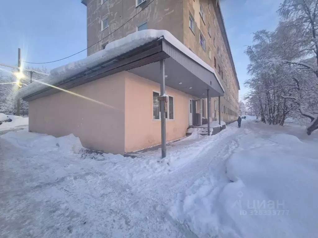 Помещение свободного назначения в Мурманская область, Мурманск ул. ... - Фото 1