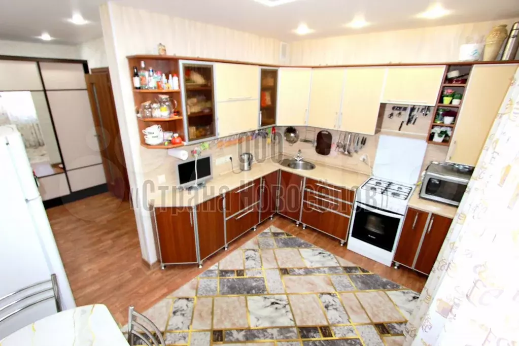 2-к. квартира, 73,8 м, 1/9 эт. - Фото 1