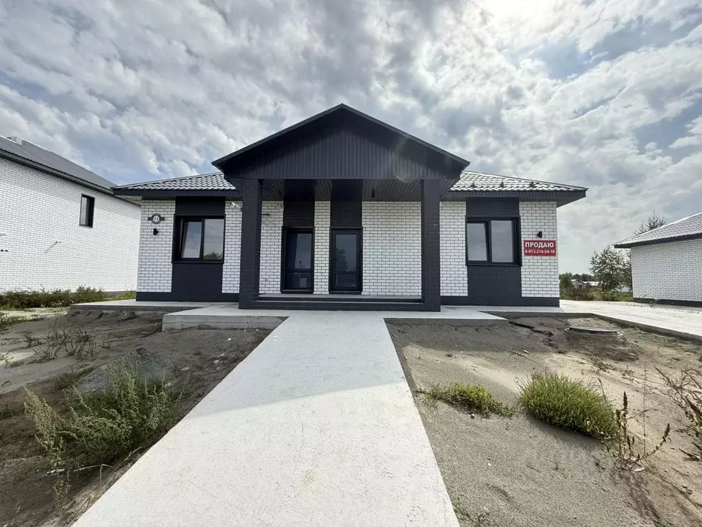 Дом в Алтайский край, Первомайский район, с. Фирсово ул. Ивана ... - Фото 0