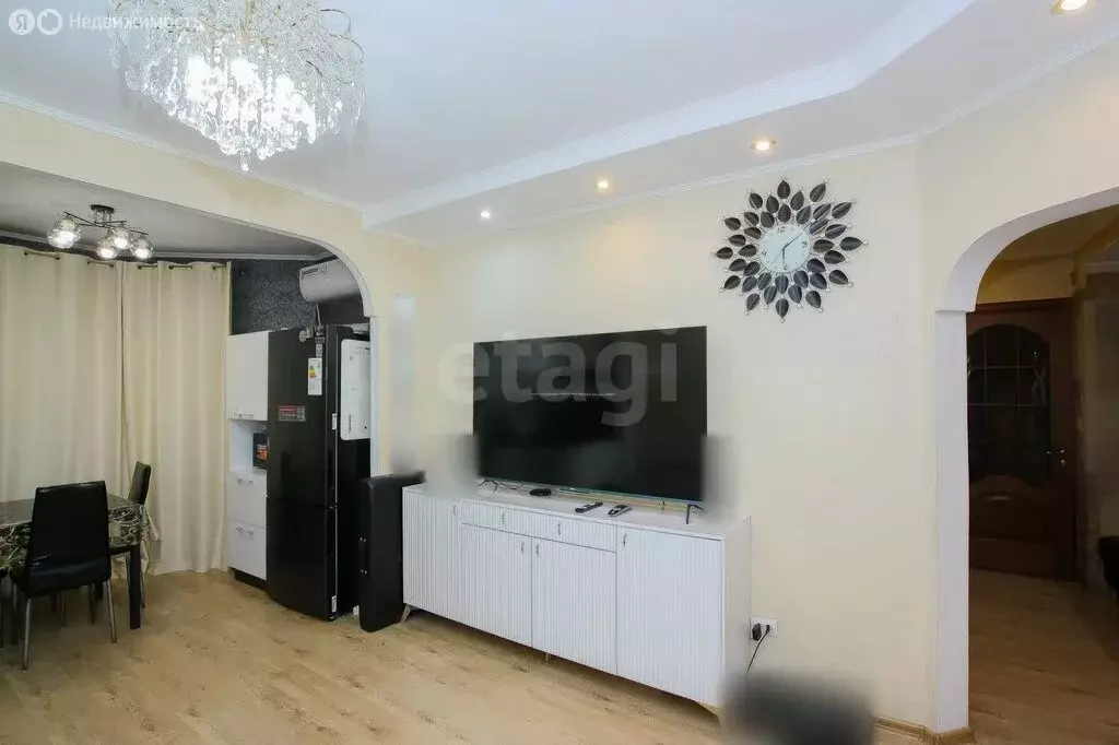 3-комнатная квартира: Улан-Удэ, Тобольская улица, 161 (62.7 м) - Фото 2