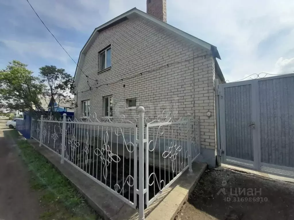 Дом в Оренбургская область, Оренбург ул. Коммуны, 135 (116 м) - Фото 0