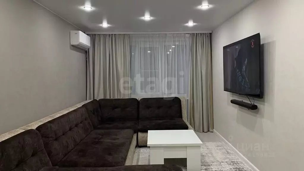 3-к кв. Чувашия, Чебоксары просп. Тракторостроителей, 27 (65.5 м) - Фото 1