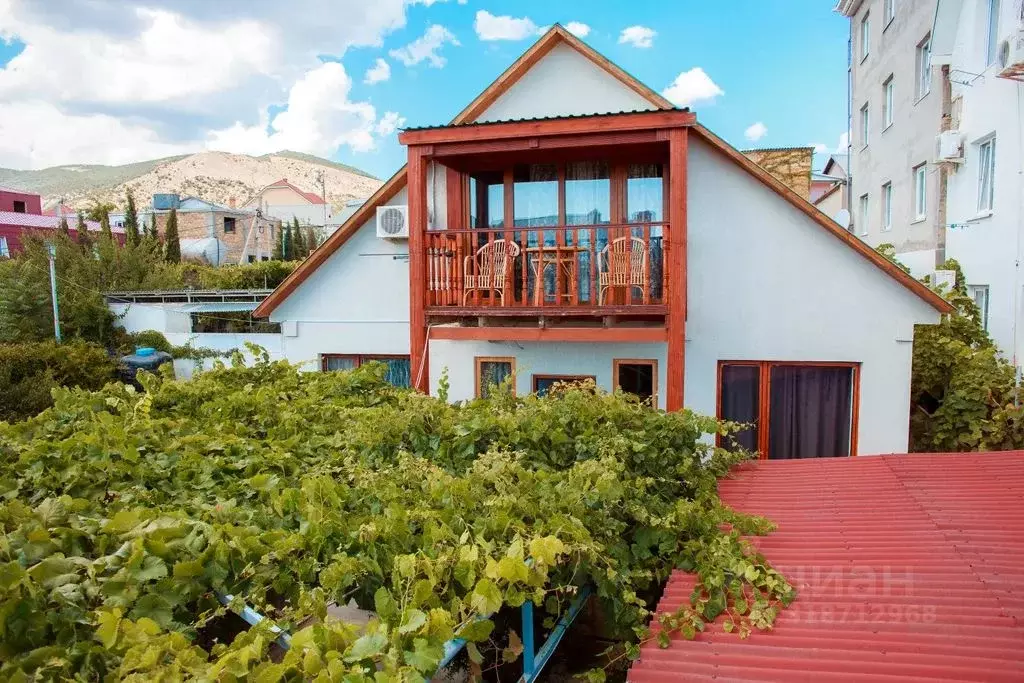 Дом в Крым, Судак ул. Юго-Западная, 31А (100 м) - Фото 0