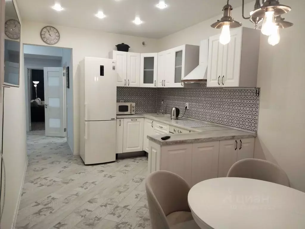 2-к кв. Ленинградская область, Мурино Всеволожский район, пл. ... - Фото 2